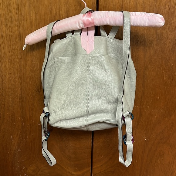 Aimee Kestenberg Grey Leather Backpack with dust bag - Picture 4 of 6